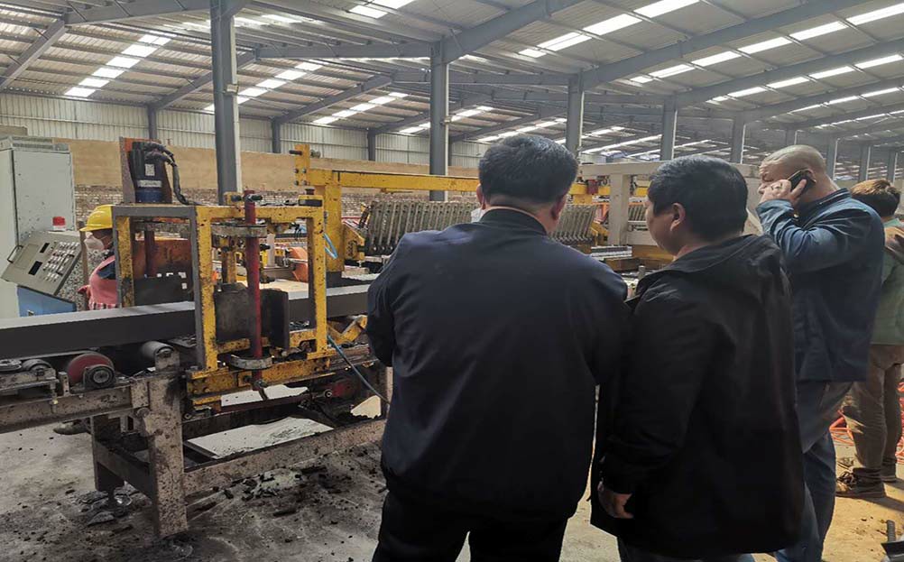 云南國能 到宣威天茂建材考察.jpg